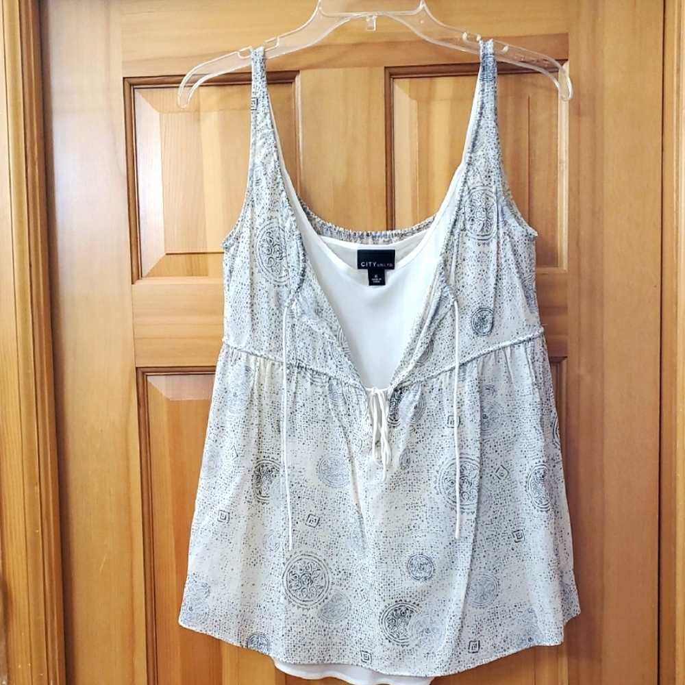 City Chic Silk Women's White Patterned Top Sz 6